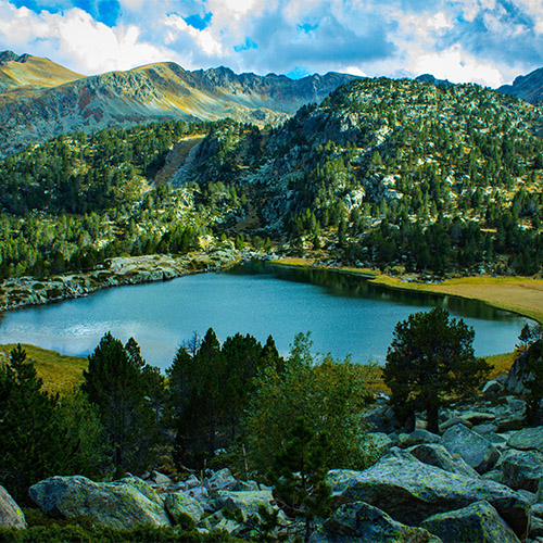 Lac de montagne en Andorre